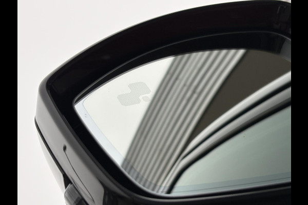 Land Rover Range Rover Evoque 1.5 P270e PHEV AWD S Edition | Panoramadak | Cold Climate Pakket