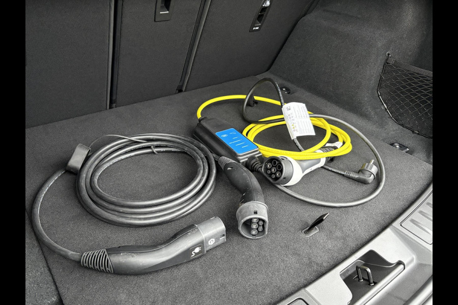 Land Rover Range Rover Evoque 1.5 P270e PHEV AWD S Edition | Panoramadak | Cold Climate Pakket