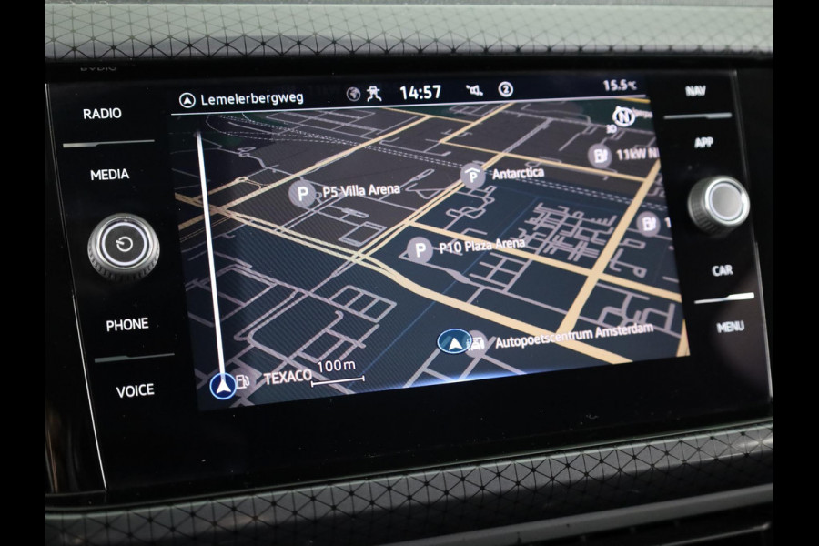 Volkswagen T-Cross 1.5 TSI Style 150 pk Automaat (DSG) | Navigatie | Parkeersensoren | Achteruitrijcamera | Apple Carplay/Android Auto | Stoelverwarming |