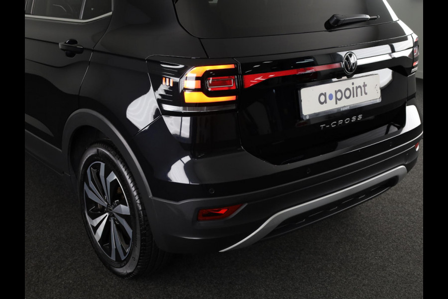Volkswagen T-Cross 1.5 TSI Style 150 pk Automaat (DSG) | Navigatie | Parkeersensoren | Achteruitrijcamera | Apple Carplay/Android Auto | Stoelverwarming |