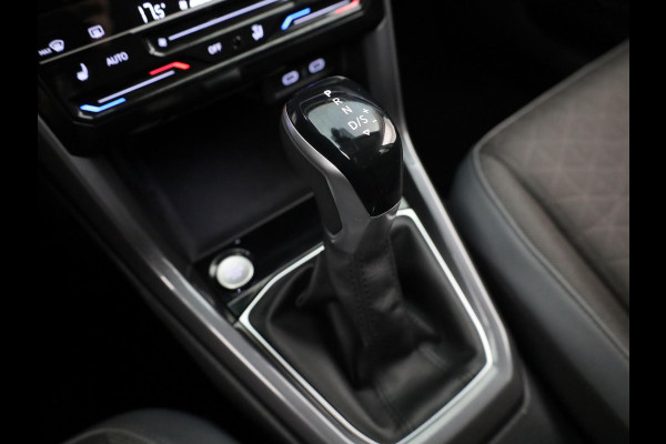 Volkswagen T-Cross 1.5 TSI Style 150 pk Automaat (DSG) | Navigatie | Parkeersensoren | Achteruitrijcamera | Apple Carplay/Android Auto | Stoelverwarming |