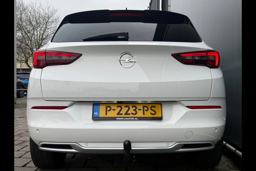 Opel Grandland BWJ 2022 | 1.2T 131PK Ultimate | TREKHAAK | 360 CAMERA | LEDER/ALCANTARA | CLIMA | WINTERPAKKET | NAVI | CARPLAY