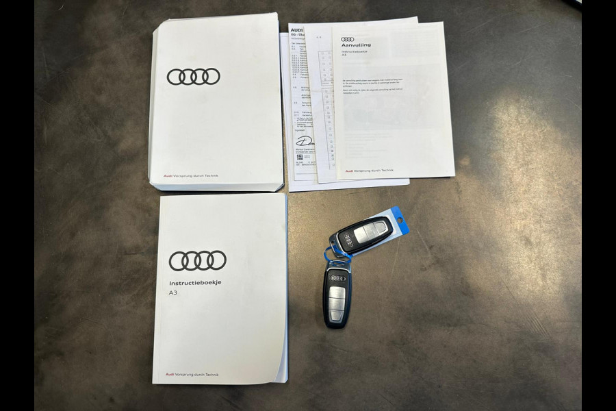 Audi A3 Sportback 30 TFSI Business edition Automaat/VTcockpit/Trekhaak/Led/Cruise/PDC