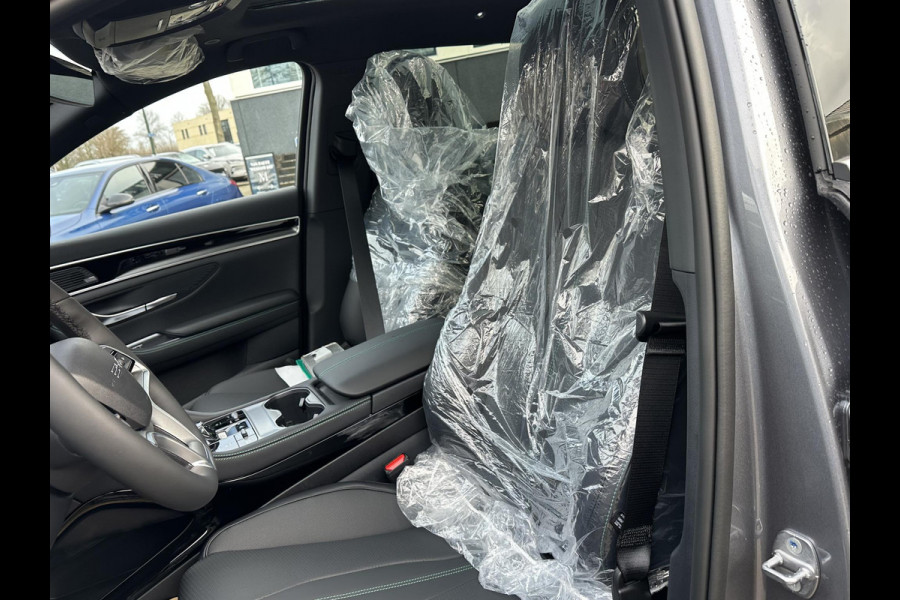 BYD SEAL U 1.5 DM-i FWD Comfort VAN: €41.900,- VOOR: €37.440,- UW EINDEJAARSVOORDEEL: €4.460,- | UNIEK IN NL! tot 125km electrisch rijbereik | 6 jaar volledige BYD GARANTIE | NIEUWE AUTO |