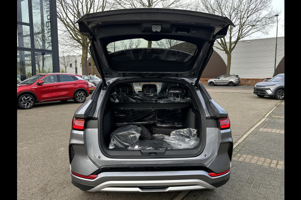 BYD SEAL U 1.5 DM-i FWD Comfort VAN: €41.900,- VOOR: €37.440,- UW EINDEJAARSVOORDEEL: €4.460,- | UNIEK IN NL! tot 125km electrisch rijbereik | 6 jaar volledige BYD GARANTIE | NIEUWE AUTO |