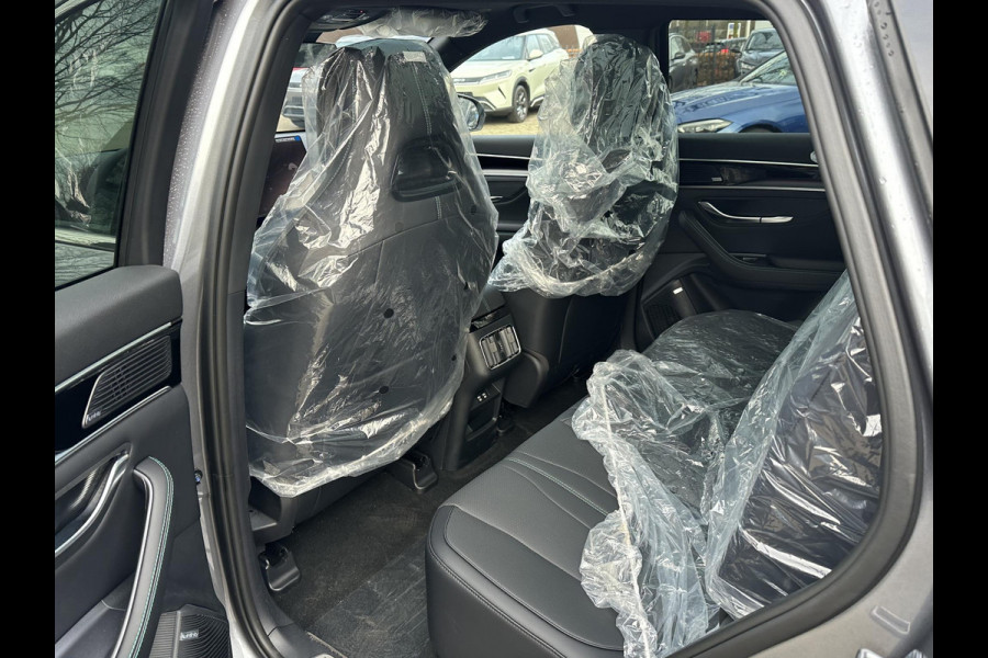 BYD SEAL U 1.5 DM-i FWD Comfort VAN: €41.900,- VOOR: €37.440,- UW EINDEJAARSVOORDEEL: €4.460,- | UNIEK IN NL! tot 125km electrisch rijbereik | 6 jaar volledige BYD GARANTIE | NIEUWE AUTO |