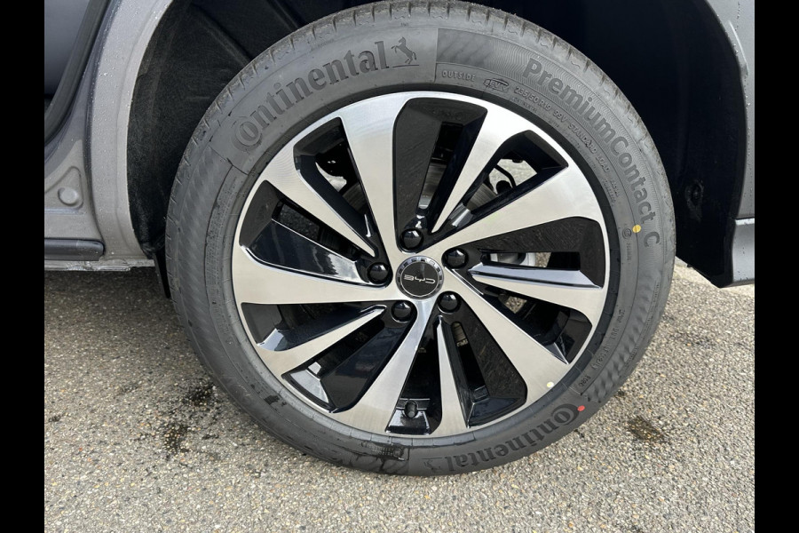 BYD SEAL U 1.5 DM-i FWD Comfort VAN: €41.900,- VOOR: €37.440,- UW EINDEJAARSVOORDEEL: €4.460,- | UNIEK IN NL! tot 125km electrisch rijbereik | 6 jaar volledige BYD GARANTIE | NIEUWE AUTO |