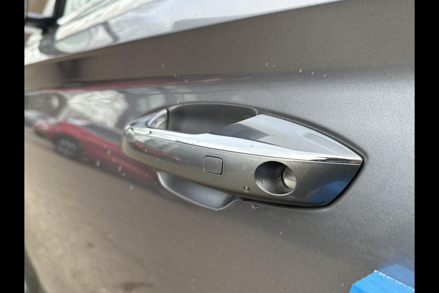 BYD SEAL U 1.5 DM-i FWD Comfort VAN: €41.900,- VOOR: €37.440,- UW EINDEJAARSVOORDEEL: €4.460,- | UNIEK IN NL! tot 125km electrisch rijbereik | 6 jaar volledige BYD GARANTIE | NIEUWE AUTO |