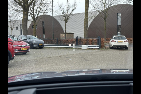 BYD SEAL U 1.5 DM-i FWD Comfort VAN: €41.900,- VOOR: €37.440,- UW EINDEJAARSVOORDEEL: €4.460,- | UNIEK IN NL! tot 125km electrisch rijbereik | 6 jaar volledige BYD GARANTIE | NIEUWE AUTO |