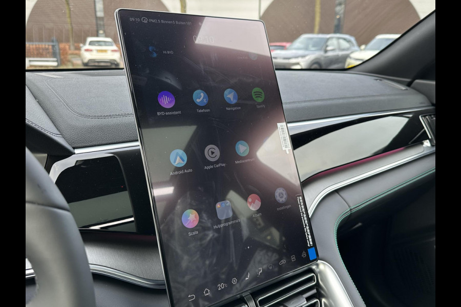 BYD SEAL U 1.5 DM-i FWD Comfort VAN: €41.900,- VOOR: €37.440,- UW EINDEJAARSVOORDEEL: €4.460,- | UNIEK IN NL! tot 125km electrisch rijbereik | 6 jaar volledige BYD GARANTIE | NIEUWE AUTO |