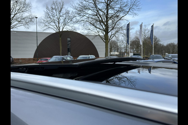 BYD SEAL U 1.5 DM-i FWD Comfort VAN: €41.900,- VOOR: €37.440,- UW EINDEJAARSVOORDEEL: €4.460,- | UNIEK IN NL! tot 125km electrisch rijbereik | 6 jaar volledige BYD GARANTIE | NIEUWE AUTO |