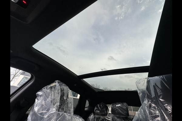 BYD SEAL U 1.5 DM-i FWD Comfort VAN: €41.900,- VOOR: €37.440,- UW EINDEJAARSVOORDEEL: €4.460,- | UNIEK IN NL! tot 125km electrisch rijbereik | 6 jaar volledige BYD GARANTIE | NIEUWE AUTO |