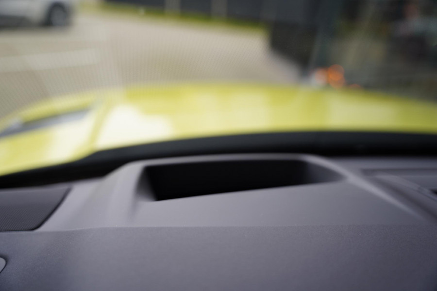 Land Rover Range Rover Sport P635 SV Celestial Sol Limited Edition