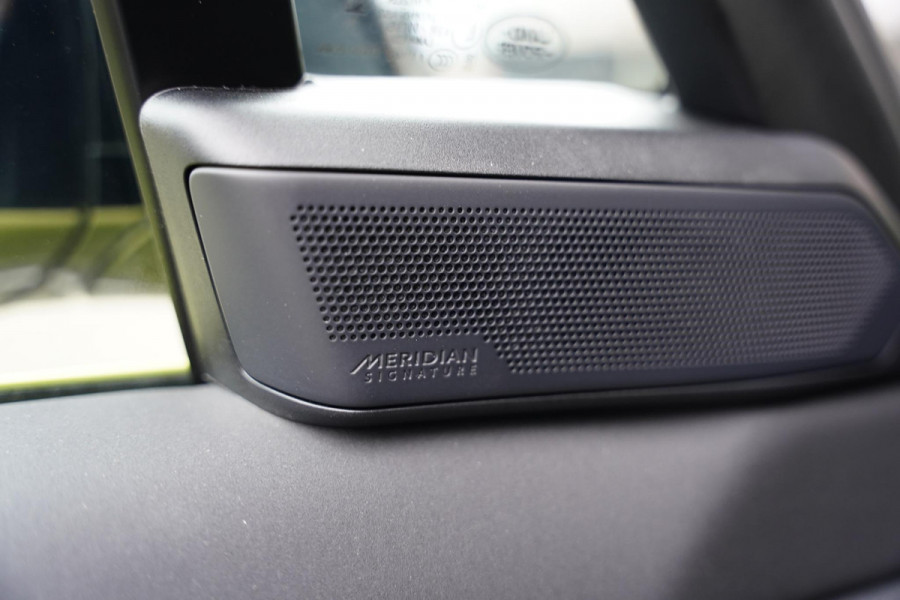 Land Rover Range Rover Sport P635 SV Celestial Sol Limited Edition