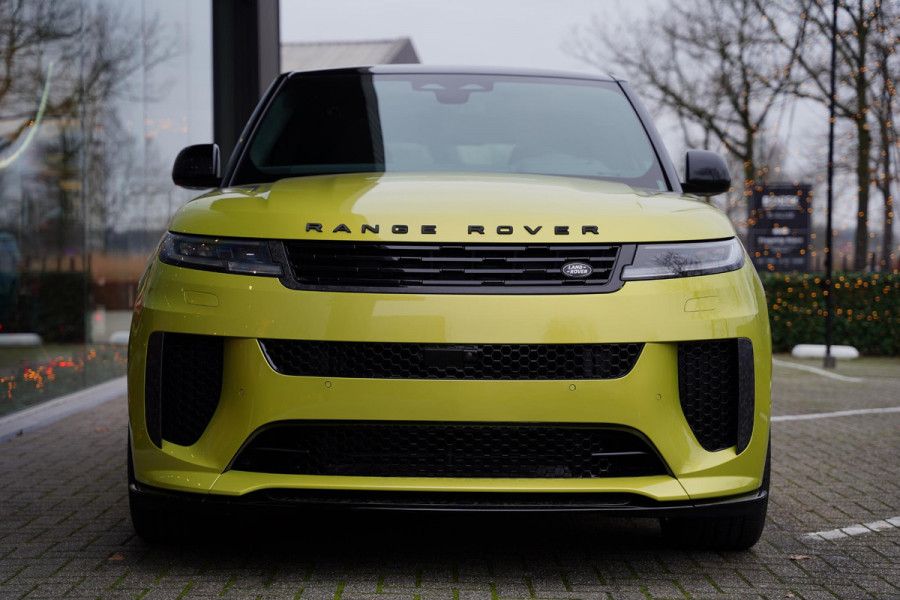 Land Rover Range Rover Sport P635 SV Celestial Sol Limited Edition