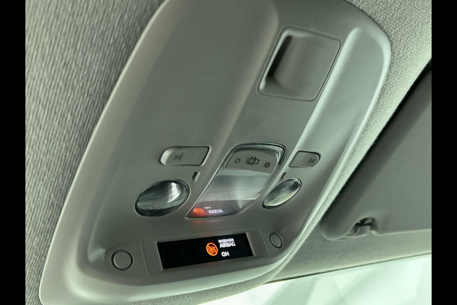 Opel Vivaro 2.0 BlueHDi 145PK L3 Automaat Airco Navigatie Trekhaak Sidebars 3-Zits