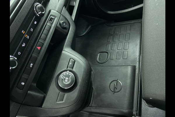 Opel Vivaro 2.0 BlueHDi 145PK L3 Automaat Airco Navigatie Trekhaak Sidebars 3-Zits