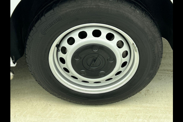 Opel Vivaro 2.0 BlueHDi 145PK L3 Automaat Airco Navigatie Trekhaak Sidebars 3-Zits