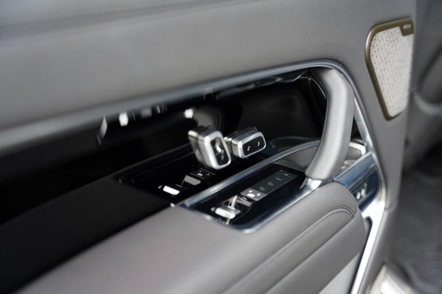 Land Rover Range Rover P 550 E Autobiography 22 D.Km Panoramadak