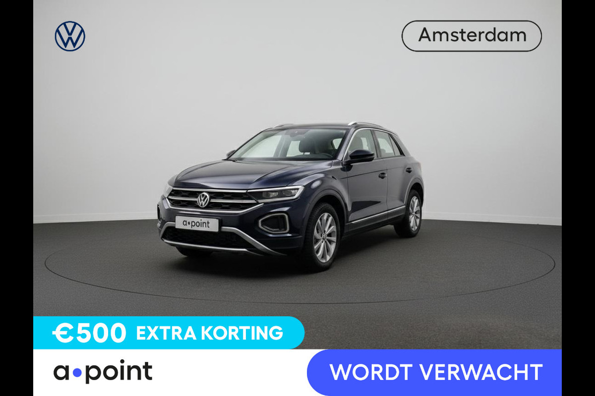 Volkswagen T-Roc 1.5 TSI Style 150 pk Automaat (DSG) | Navigatie | Parkeersensoren (Park assist) | Adaptieve cruise control | Stoelverwarming |