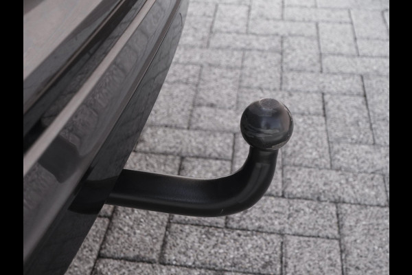 Volkswagen Tiguan Allspace 1.5 TSI DSG R-Line 7p. | Navigatie | Climate Control | Lichtmetalen velgen | DAB | Led | Stoelverwarming