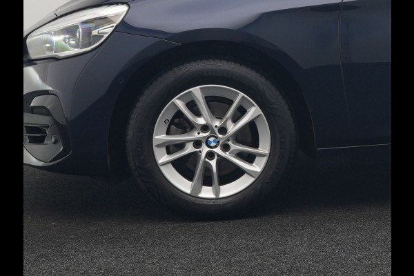 BMW 2 Serie Active Tourer 218i Executive 141pk Automaat | Trekhaak Afn. | LED Koplampen | Navigatie | DAB | Cruise Control |