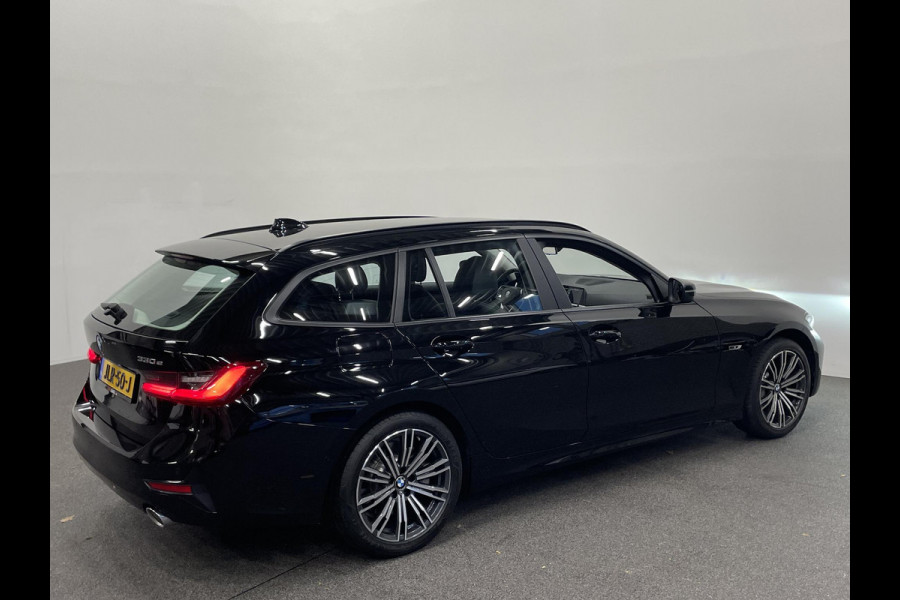 BMW 3 Serie Touring 330e Aut. Sportline Business 292pk Airco ECC Navi Carplay Cruise Control PDC VA Virtual cockpit Sportstoelen Sensatec