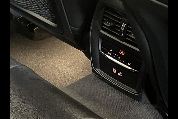 BMW 3 Serie Touring 330e Aut. Sportline Business 292pk Airco ECC Navi Carplay Cruise Control PDC VA Virtual cockpit Sportstoelen Sensatec