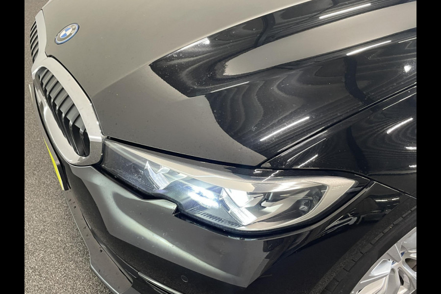 BMW 3 Serie Touring 330e Aut. Sportline Business 292pk Airco ECC Navi Carplay Cruise Control PDC VA Virtual cockpit Sportstoelen Sensatec