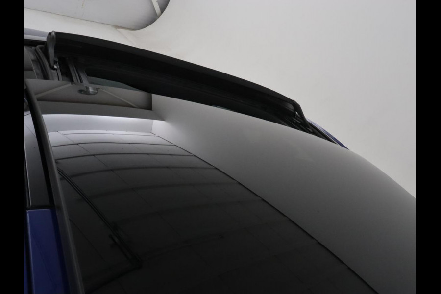 Seat Leon 1.5 TSI FR Ultimate Edition | Panoramadak | Stoelverwarming | Beats Audio | Camera | Carplay | Leder/Alcantara | Keyless | Virtual Cockpit | Full LED | Navigatie