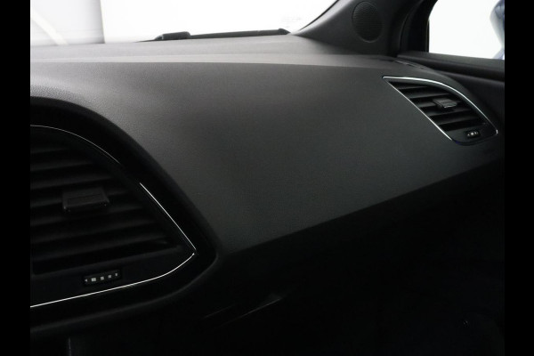 Seat Leon 1.5 TSI FR Ultimate Edition | Panoramadak | Stoelverwarming | Beats Audio | Camera | Carplay | Leder/Alcantara | Keyless | Virtual Cockpit | Full LED | Navigatie