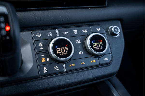 Land Rover Defender 110 P300e 110 FULL URBAN PACK ** Towing ** Cold Climate ** 23inch