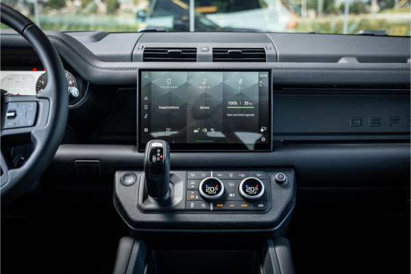 Land Rover Defender 110 P300e 110 FULL URBAN PACK ** Towing ** Cold Climate ** 23inch