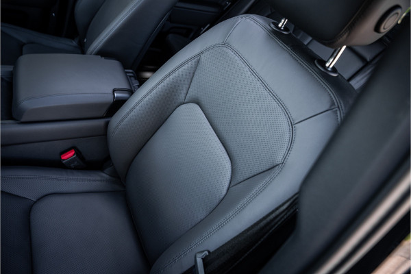 Land Rover Defender 110 P300e 110 FULL URBAN PACK ** Towing ** Cold Climate ** 23inch