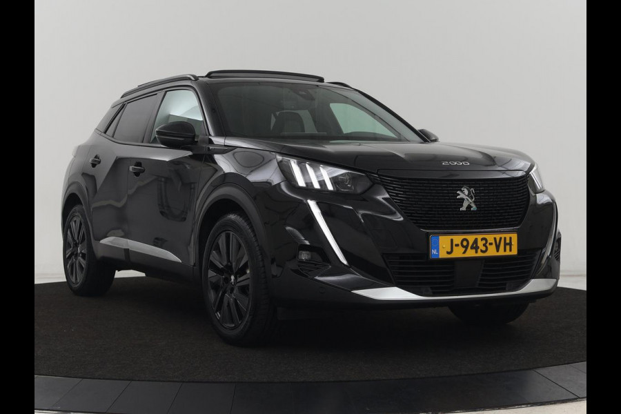 Peugeot e-2008 EV GT 50 kWh | Panoramadak | Stoelverwarming | Adaptive cruise | Leder/Alcantara | Carplay | 18'' | Camera | Navigatie | Dodehoek detectie