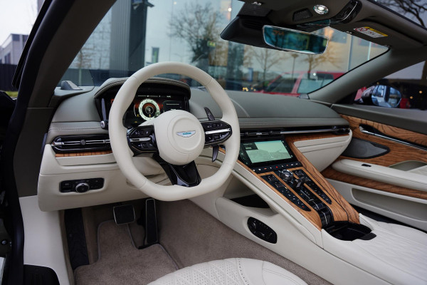 Aston Martin DB12 Volante 4.0 V8 NL-Auto 1e Eigenaar 3 D.Km Nw.Pr 430K