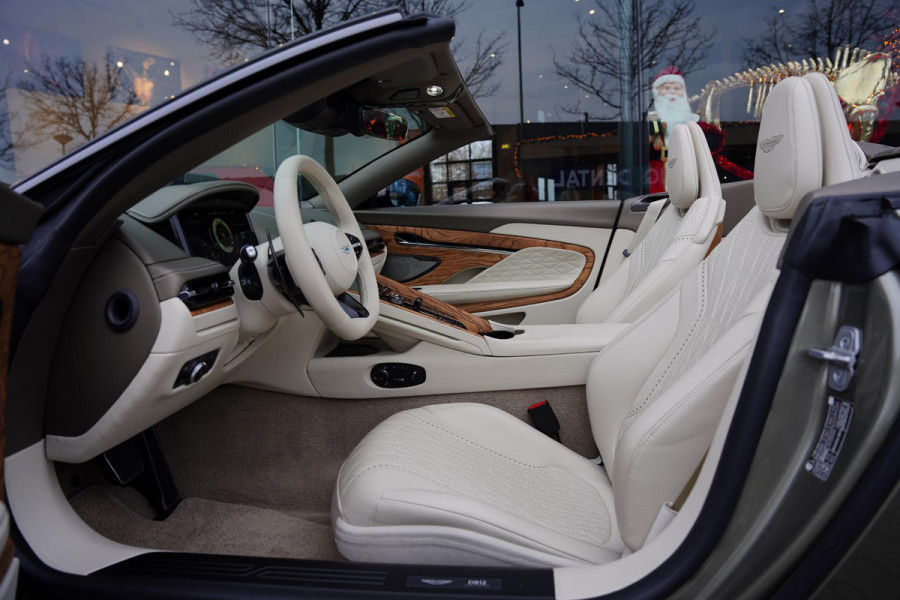 Aston Martin DB12 Volante 4.0 V8 NL-Auto 1e Eigenaar 3 D.Km Nw.Pr 430K