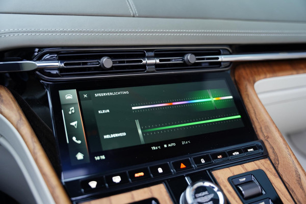 Aston Martin DB12 Volante 4.0 V8 NL-Auto 1e Eigenaar 3 D.Km Nw.Pr 430K