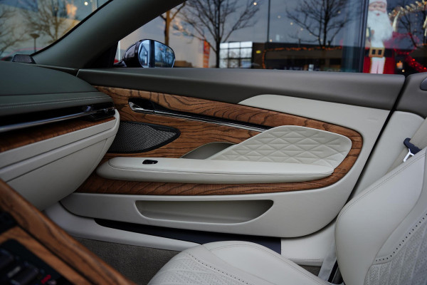 Aston Martin DB12 Volante 4.0 V8 NL-Auto 1e Eigenaar 3 D.Km Nw.Pr 430K