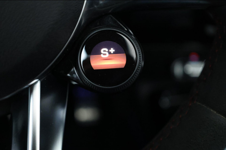 Mercedes-Benz AMG CLA 45 BTW/MULTIBEAM/VIRTUAL/SFEER/KUIP+MEMORY/19" LMV/CAM/ACC/ECC/12 MND GARANTIE