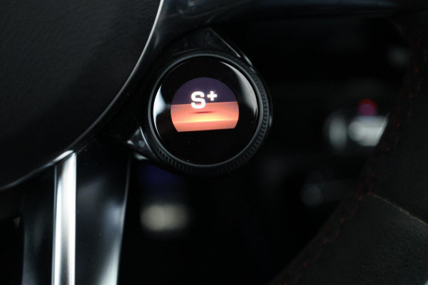 Mercedes-Benz AMG CLA 45 BTW/MULTIBEAM/VIRTUAL/SFEER/KUIP+MEMORY/19" LMV/CAM/ACC/ECC/12 MND GARANTIE