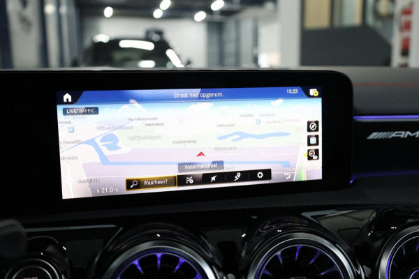 Mercedes-Benz AMG CLA 45 BTW/MULTIBEAM/VIRTUAL/SFEER/KUIP+MEMORY/19" LMV/CAM/ACC/ECC/12 MND GARANTIE