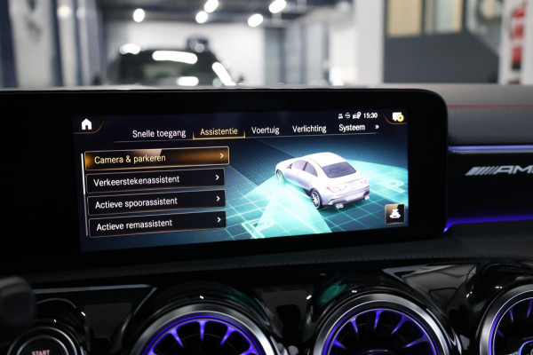 Mercedes-Benz AMG CLA 45 BTW/MULTIBEAM/VIRTUAL/SFEER/KUIP+MEMORY/19" LMV/CAM/ACC/ECC/12 MND GARANTIE