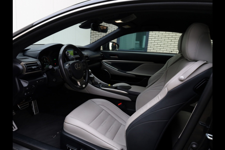 Lexus RC 300h F SPORT Line | Mark Levinson | Safety Pack | Stoelventilati