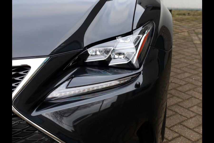 Lexus RC 300h F SPORT Line | Mark Levinson | Safety Pack | Stoelventilati