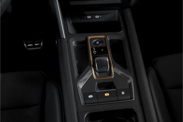 CUPRA Leon Sportstourer 1.5 TSI e-Hybrid Business | Drive Pack | Dig. Cockpit | Adapt. Cruise | Stoel-+Stuurverw. | PDC | Camera | NAV + App. Connect | ECC | LM 18" | 9447