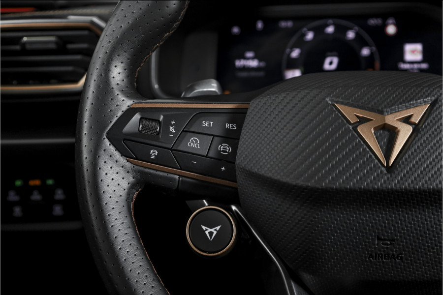 CUPRA Leon Sportstourer 1.5 TSI e-Hybrid Business | Drive Pack | Dig. Cockpit | Adapt. Cruise | Stoel-+Stuurverw. | PDC | Camera | NAV + App. Connect | ECC | LM 18" | 9447