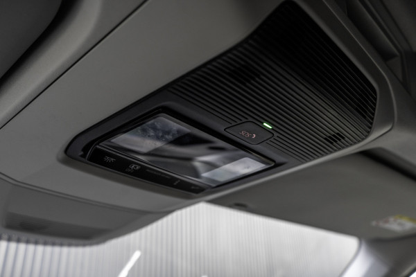 Volkswagen Crafter 35 2.0 TDI L4H3 | 177PK | Automaat | NW Interieur | Navi | Camera | Carplay