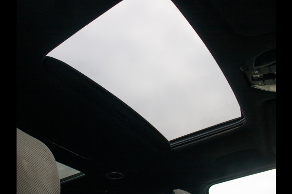 Kia EV9 GT-Line AWD 99.8 kWh | Schuifkanteldak | Stoel en stuurverwarming |
