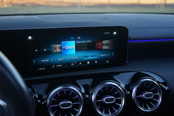 Mercedes-Benz CLA-Klasse AMG CLA 35 4Matic 306PK Pano/Aero/Night/Sfeer